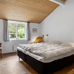 Beautiful In With House Sea View *