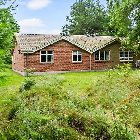 Beautiful In With House Sea View בית נופש